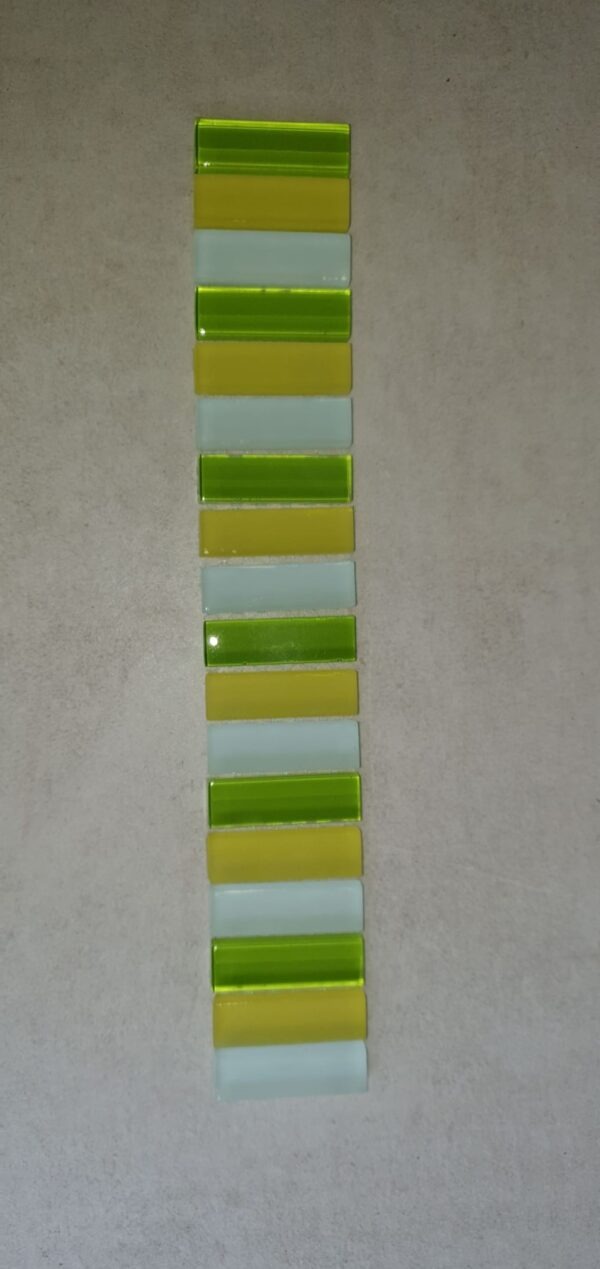 Glas translucent (gelb-grun-weiss) Glasmosaik